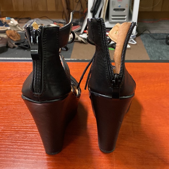 Forever caged wedge sandals - Picture 3 of 5